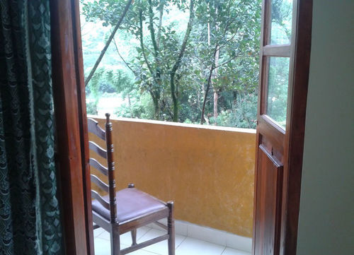 Blue Sky Guest House Nallathanniya Exterior photo