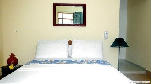Blue Sky Guest House Nallathanniya Exterior photo